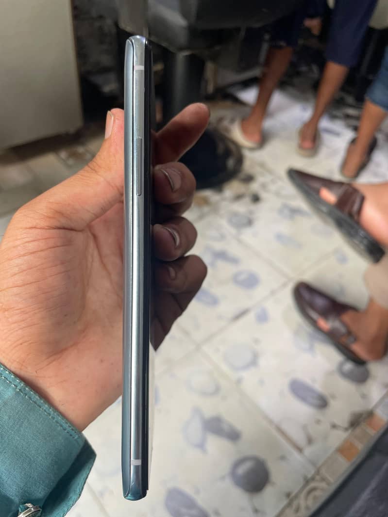 One Plus 8T 5