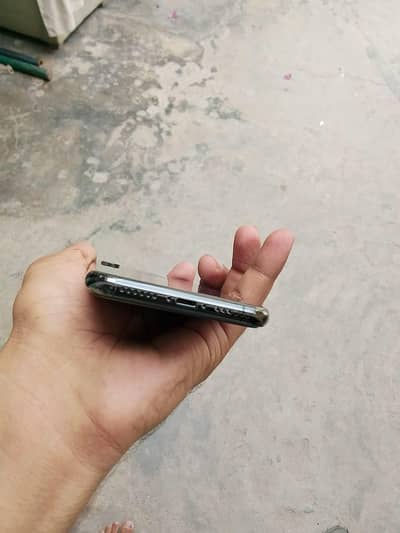 Apple iPhone XS 03126775811 whatapp number