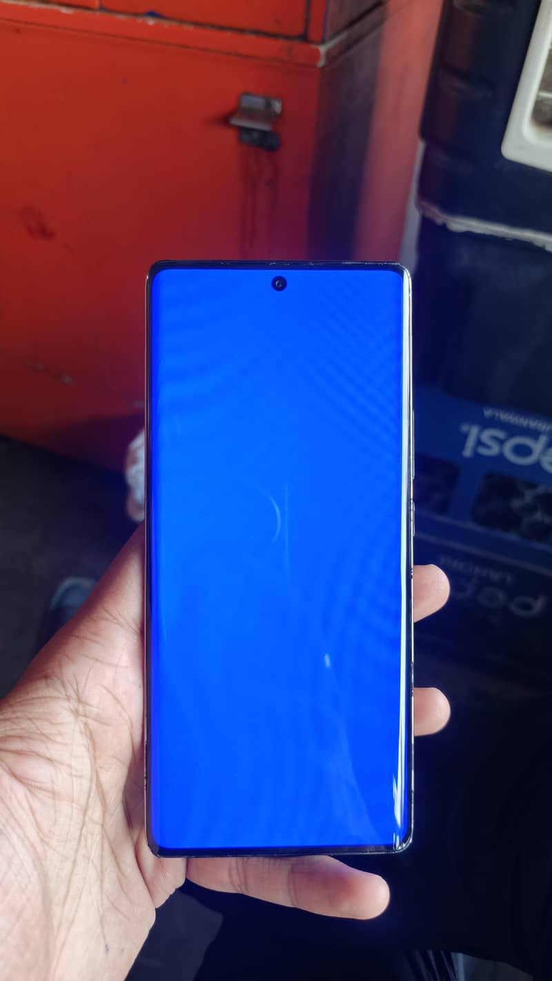 Tecno CAMON 30S 3