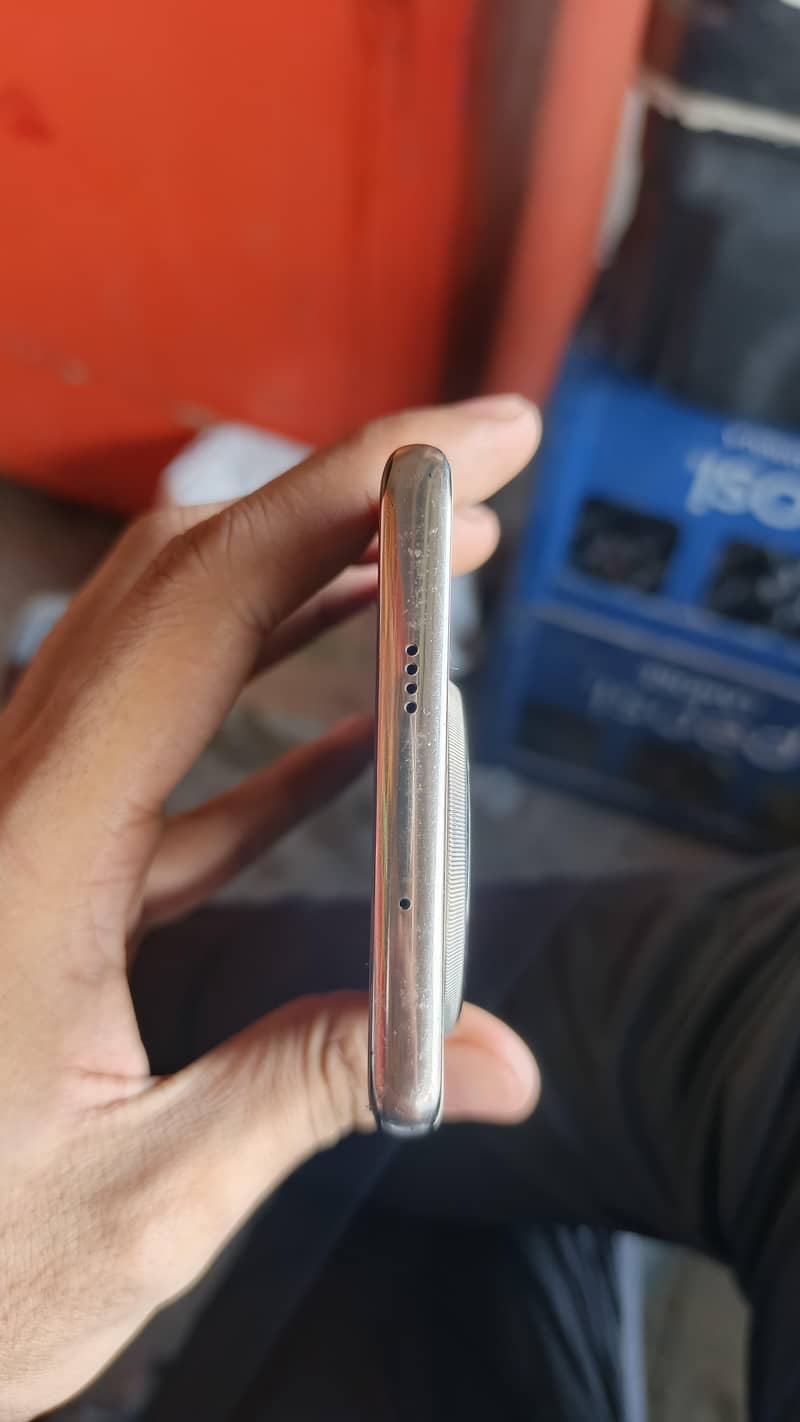 Tecno CAMON 30S 8