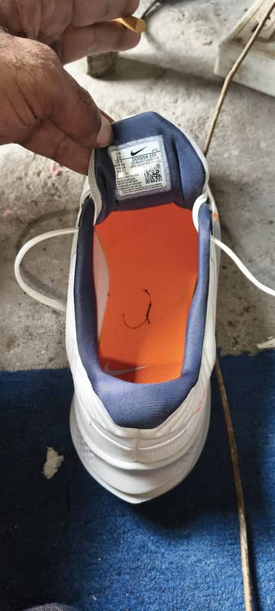 Nike original brand new joggers US 10 SIZE