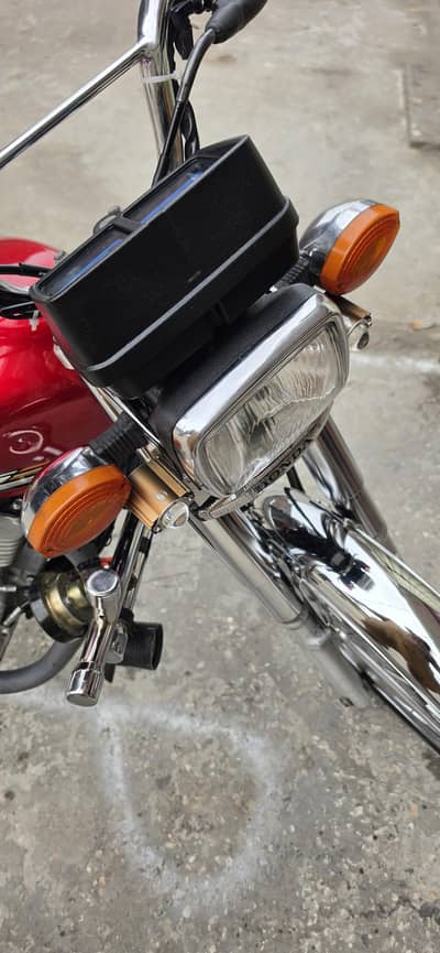 HONDA 125 SPACIAL EDITION
