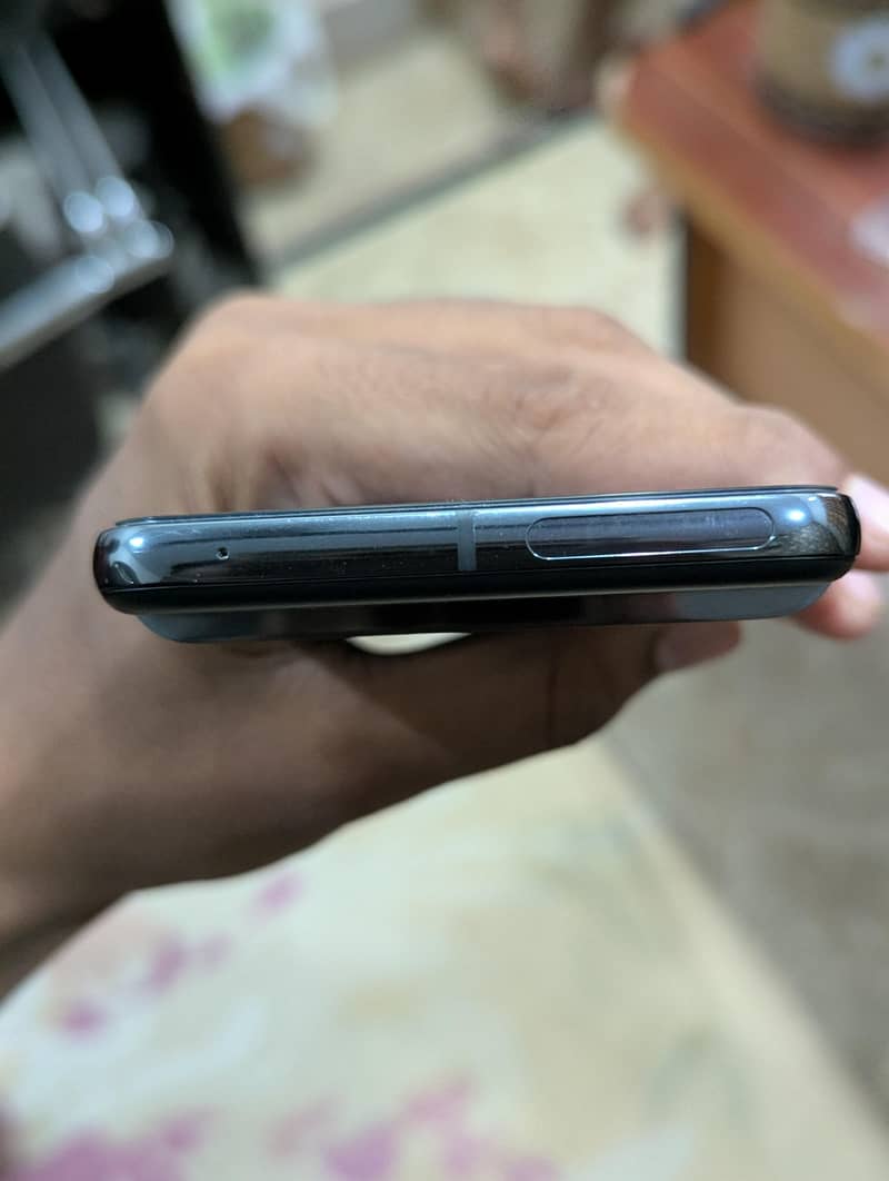 Google Pixel 8 Pro 4