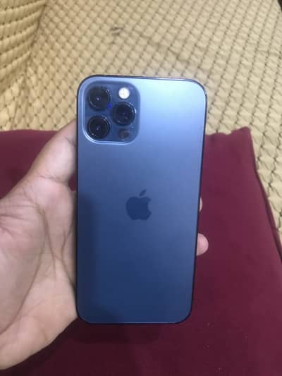 iPhone 12 Pro 256 pta.                    LLA Model