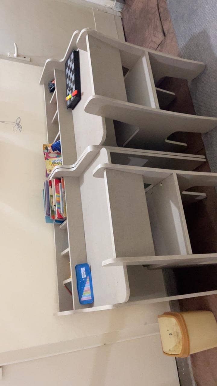 kids study table 0