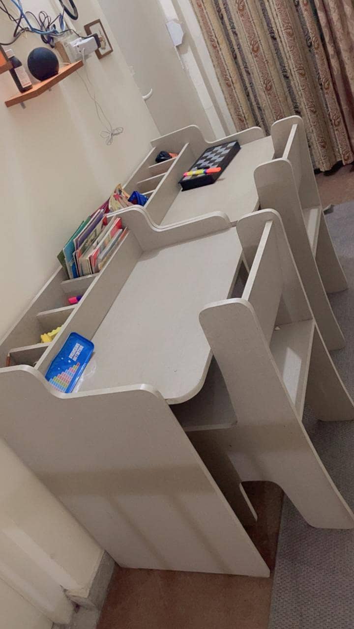 kids study table 2