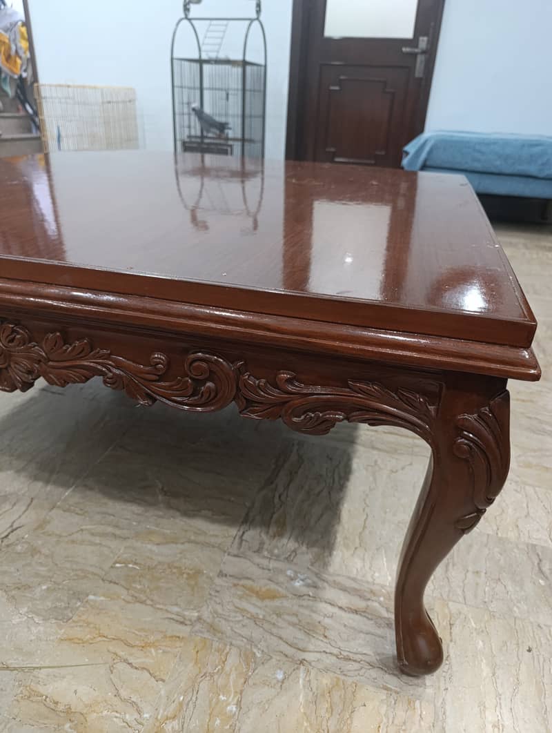 Table for lounge 2