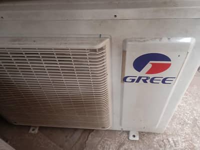 Gree AC 2 ton | Genuine Condition| 10/10| RS. 64,999
