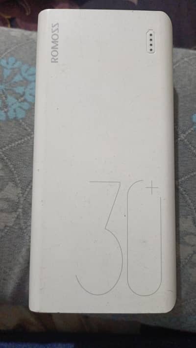 Romoss Fast power bank 30000 mah