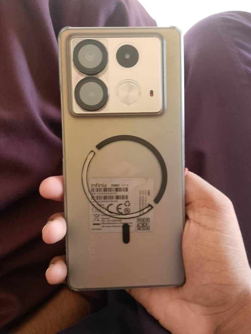 Infinix Note 40 2