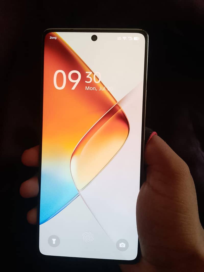 Infinix Note 40 5
