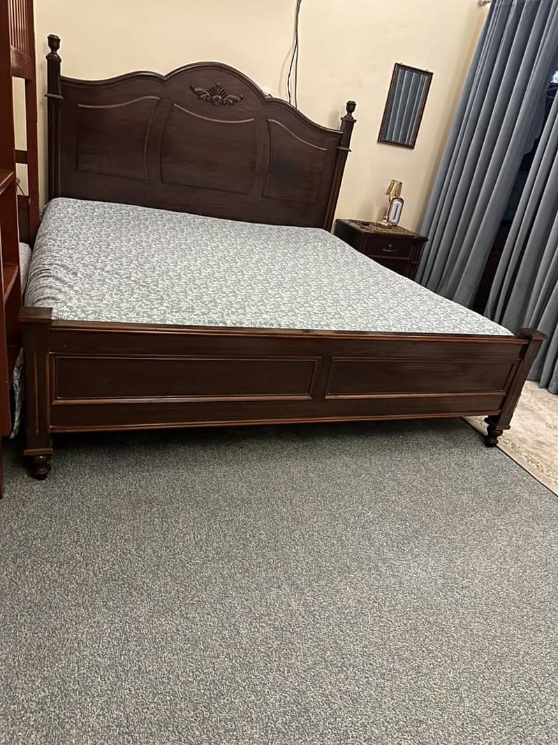 King bed 3