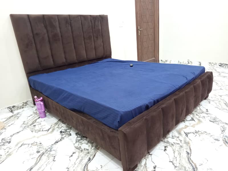 queen size double bed 2