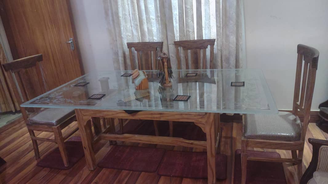 Dining table six Seater 3