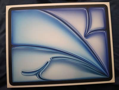iPad air M4 13 Inch 128gb WiFi + cellular, sky blue colour sealed 2026