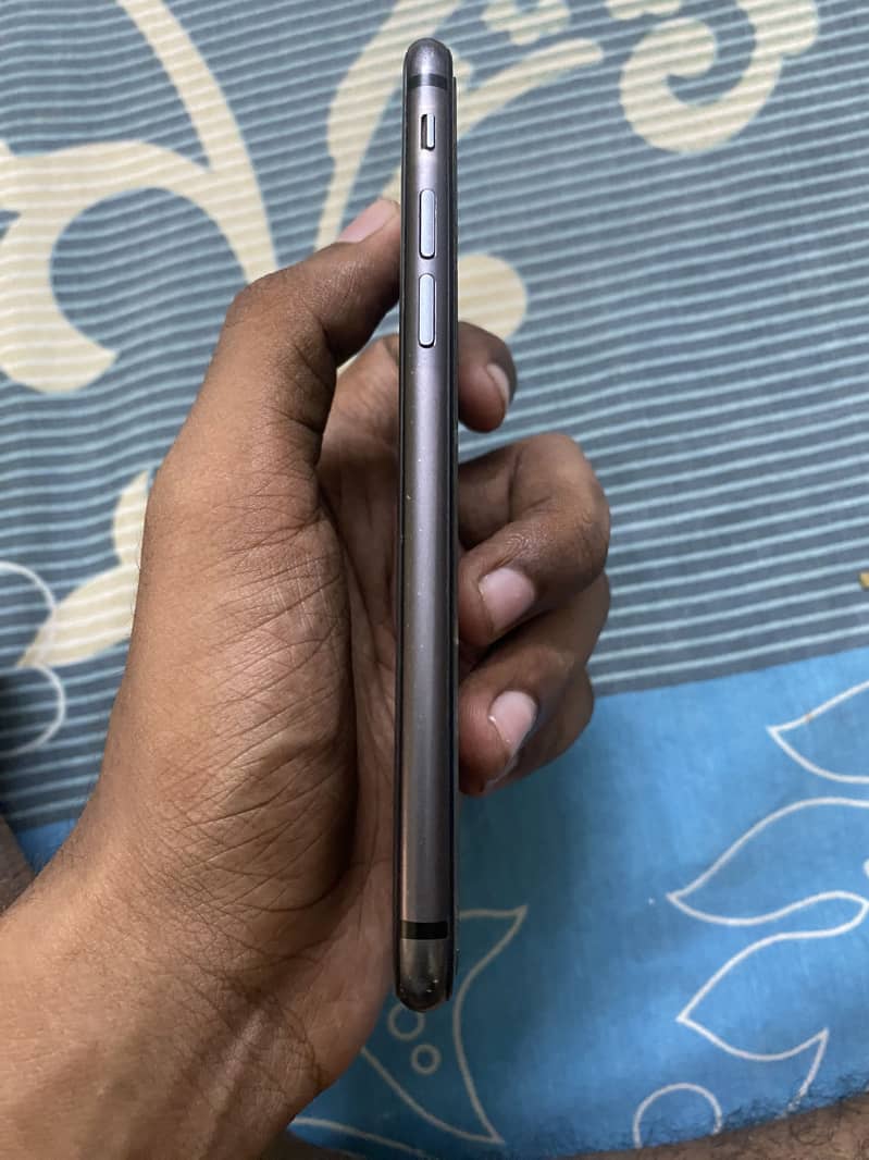 Apple iPhone 8 2