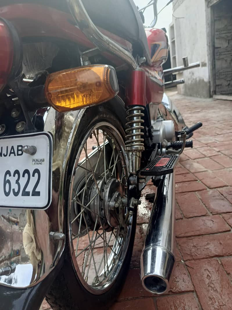 united 70 cc 8