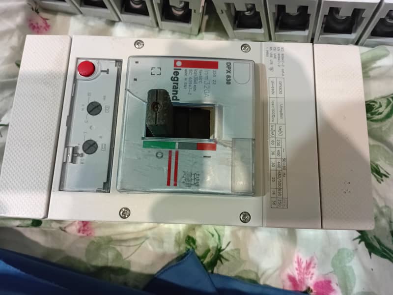 legrand 8