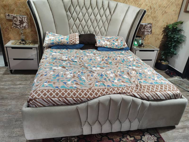 King Bed with Dressing 2