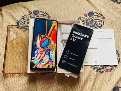 Samsung galaxy A32 with completed box charger 6/128