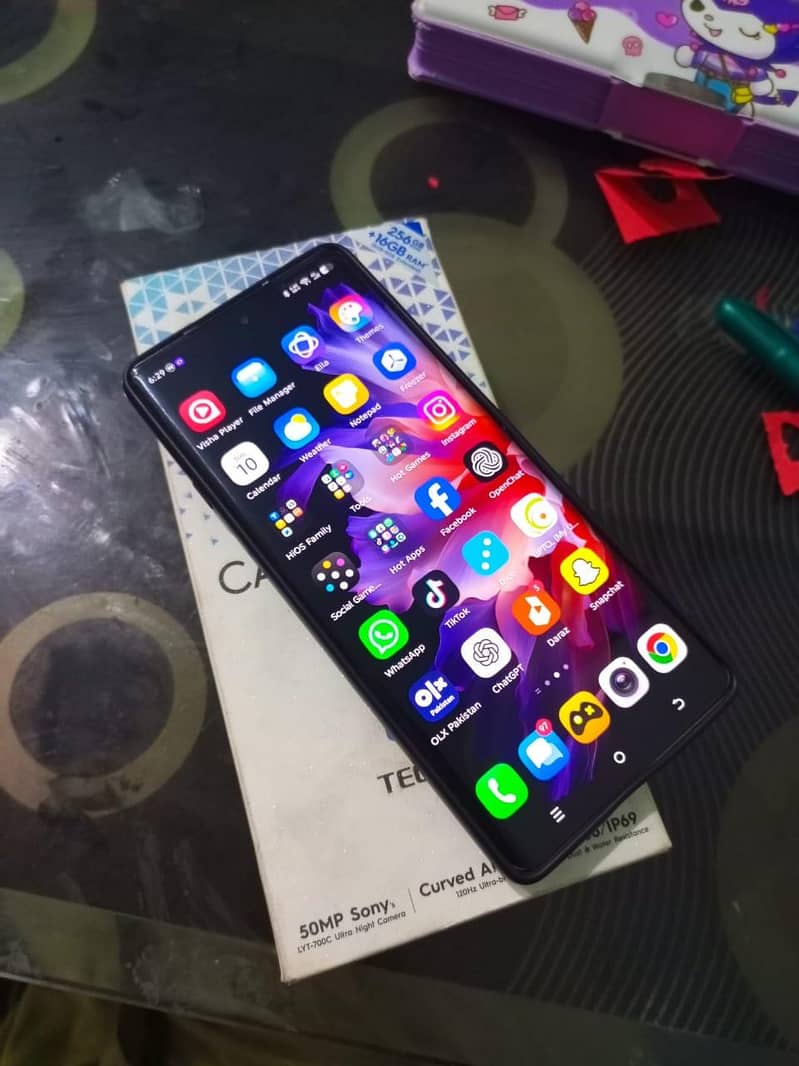 Tecno CAMON 40 Pro 5