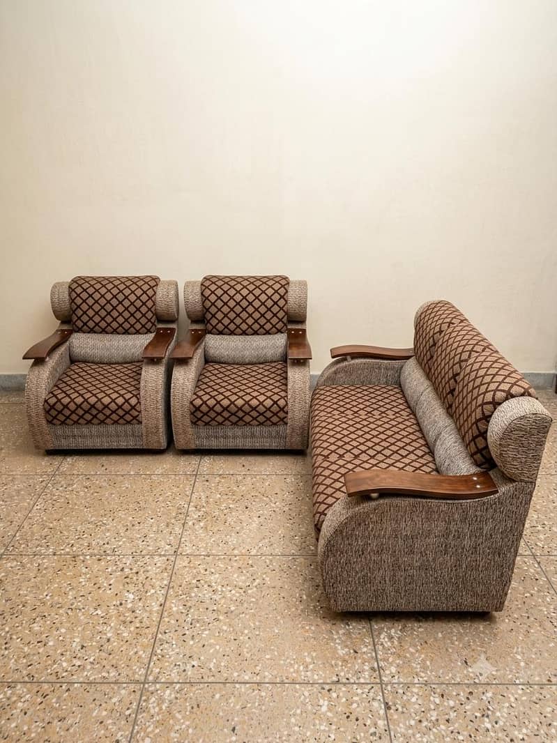 5 seat sofa table 0