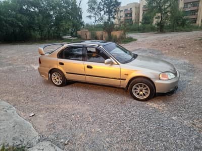Honda Civic EXi 2000