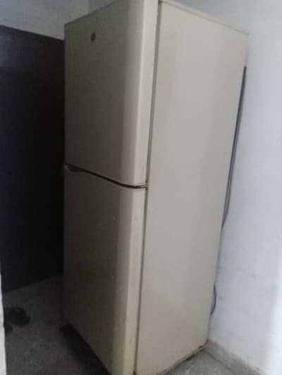 Refrigiator
