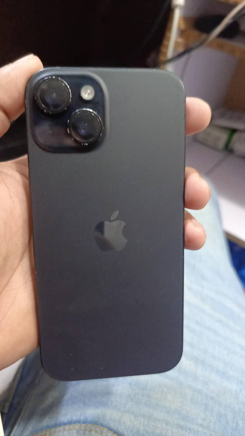 Apple iPhone 15 3
