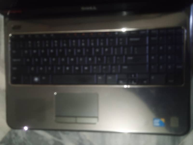 Dell n5010 1