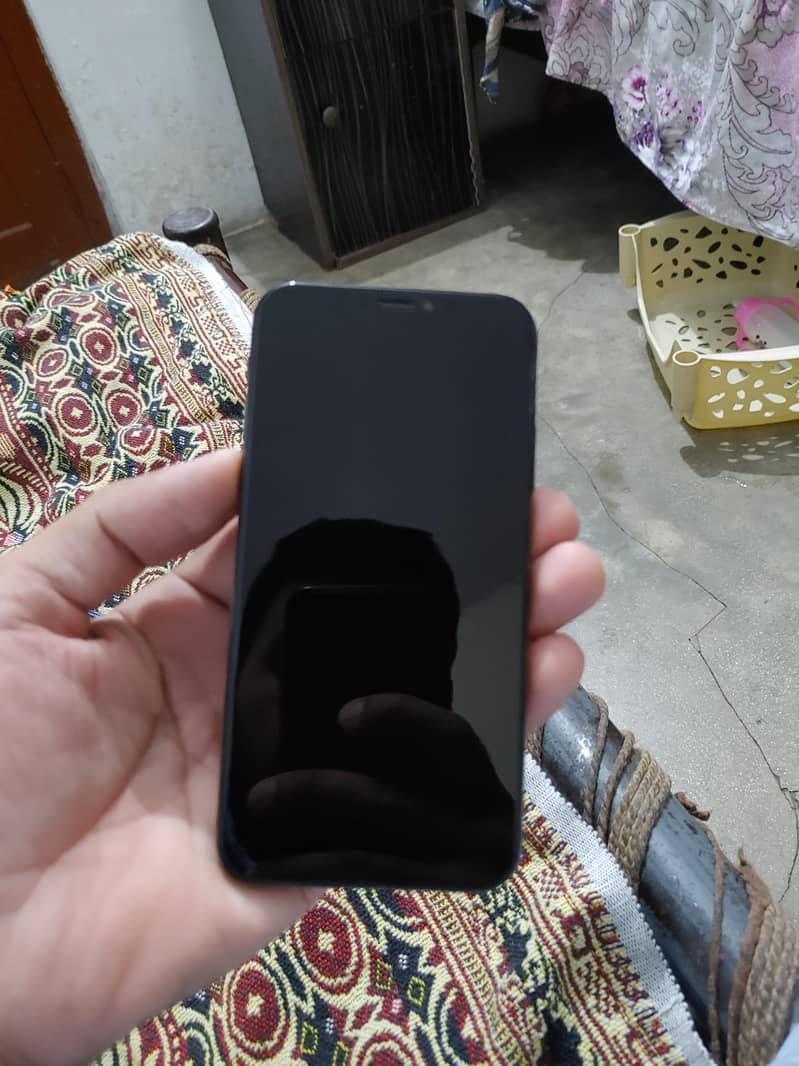 Apple iPhone X 1