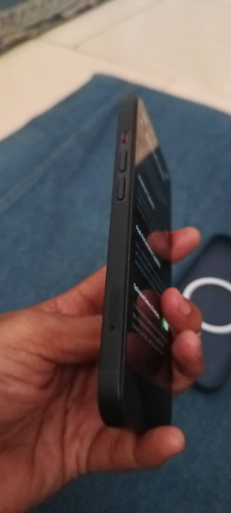 Apple iPhone 13 3