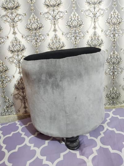1 Seater mora