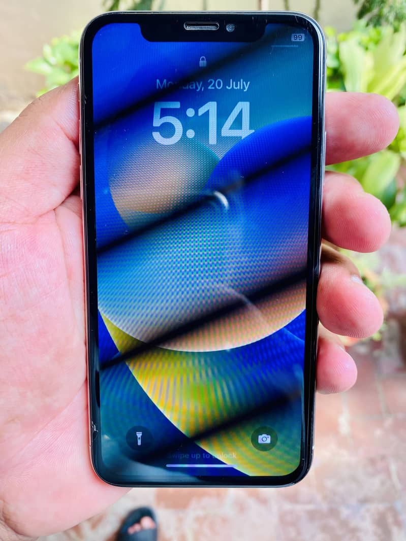 Apple iPhone X 0