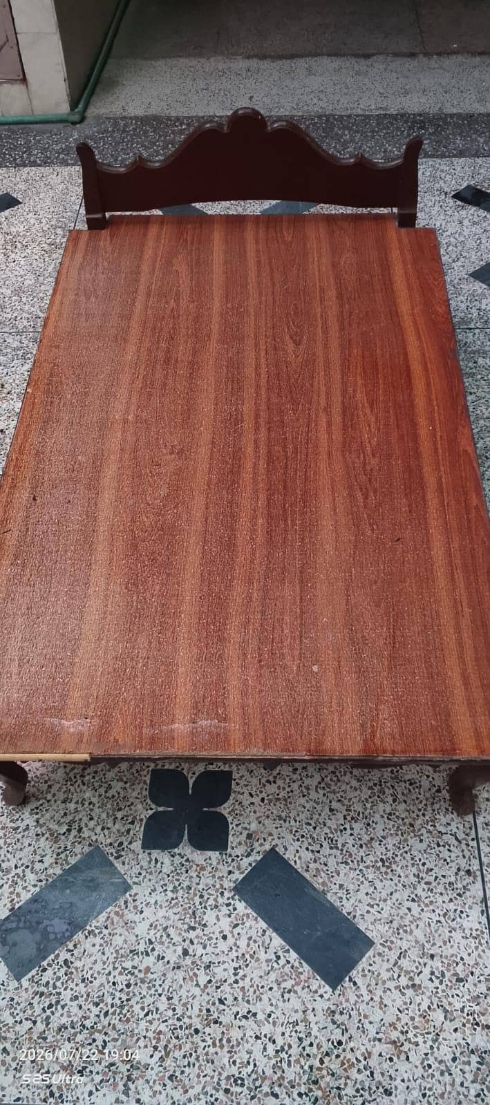 Prayer table 0