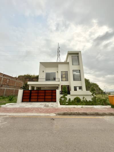 10 Marla Elegant Brand New House for Sale| Prime Location| Bahria Town