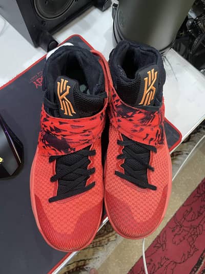 Nike Kyrie 2 INFERNOS (Negotiable)