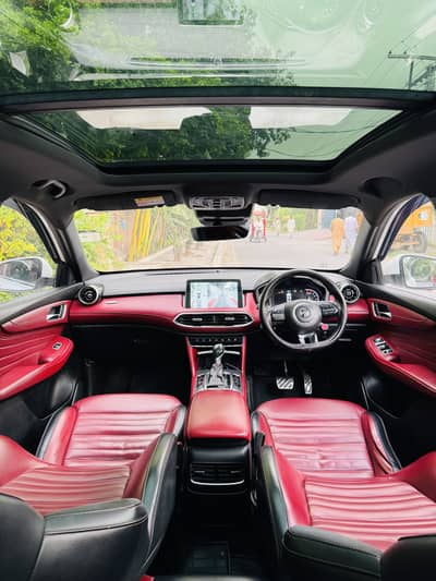 MG HS Trophy TURBO 2021/2022. Full option . brand New conditon