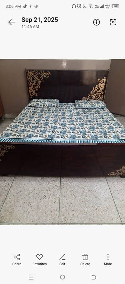 bed for sell good condition 10 , 9