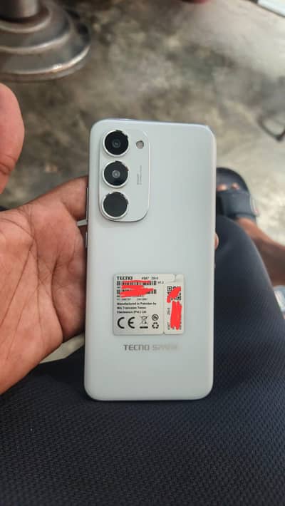 Tecno CAMON 40 Premier