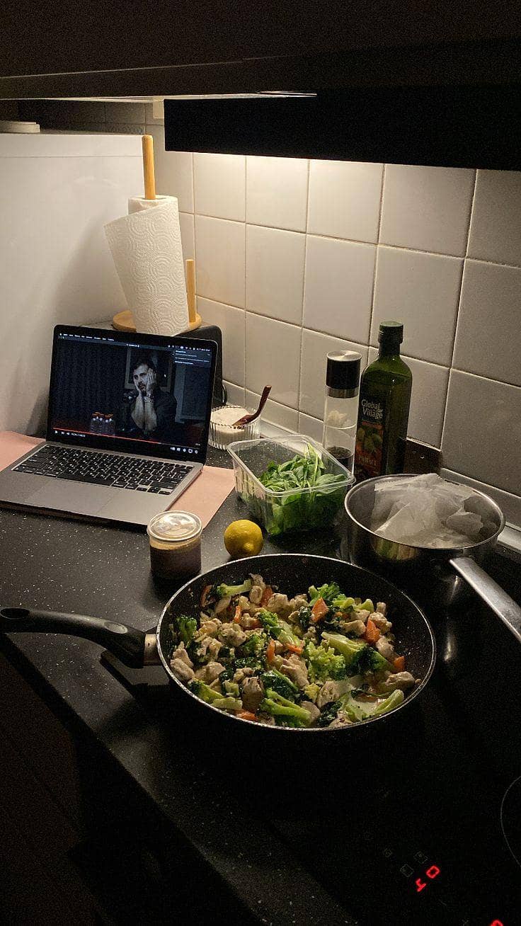 Cooking 0