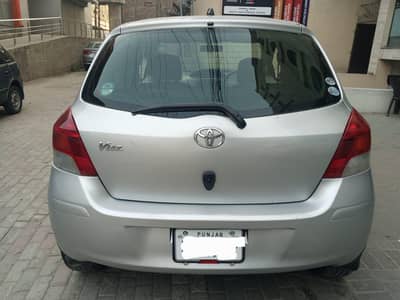Toyota Vitz 2010