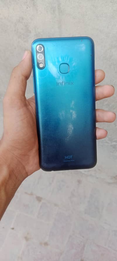 Infinix Hot 8 Lite