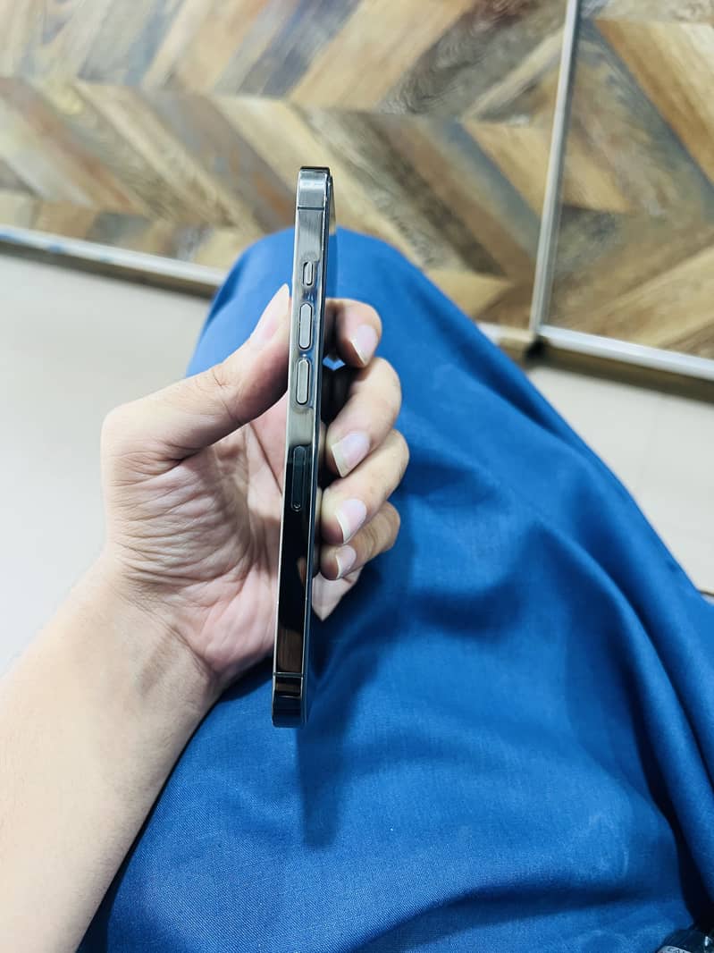 iphone 13 pro 0