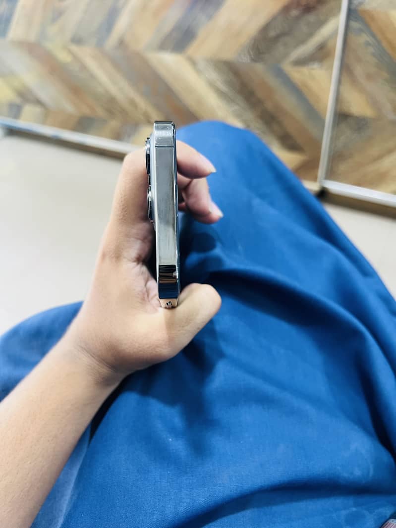 iphone 13 pro 1