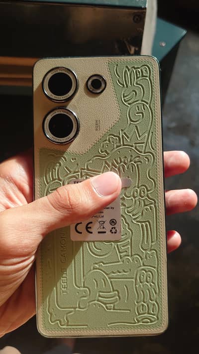 Tecno CAMON 20