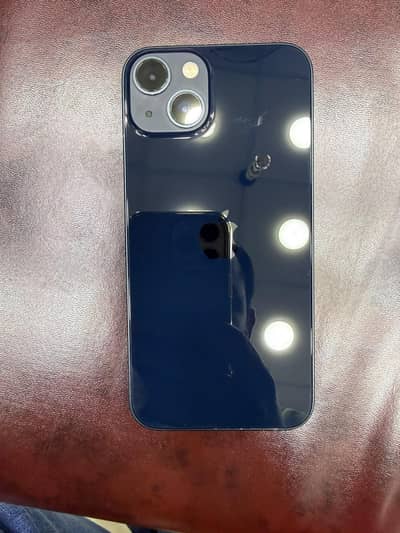 Apple iPhone 13