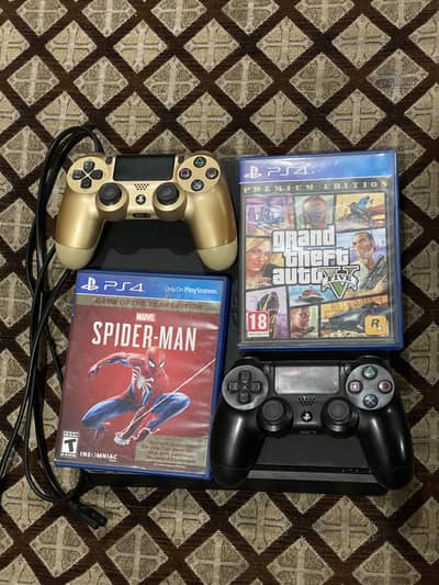 Ps4 slim 512 gb with two controllers + two games