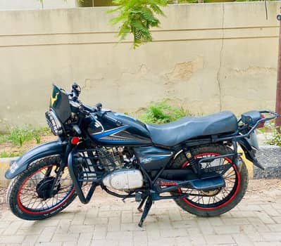 Suzuki GS 150 2013 Karachi no First owner Fully loaded accessories
