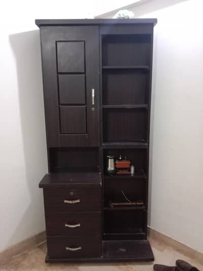 Dressing Table For sale